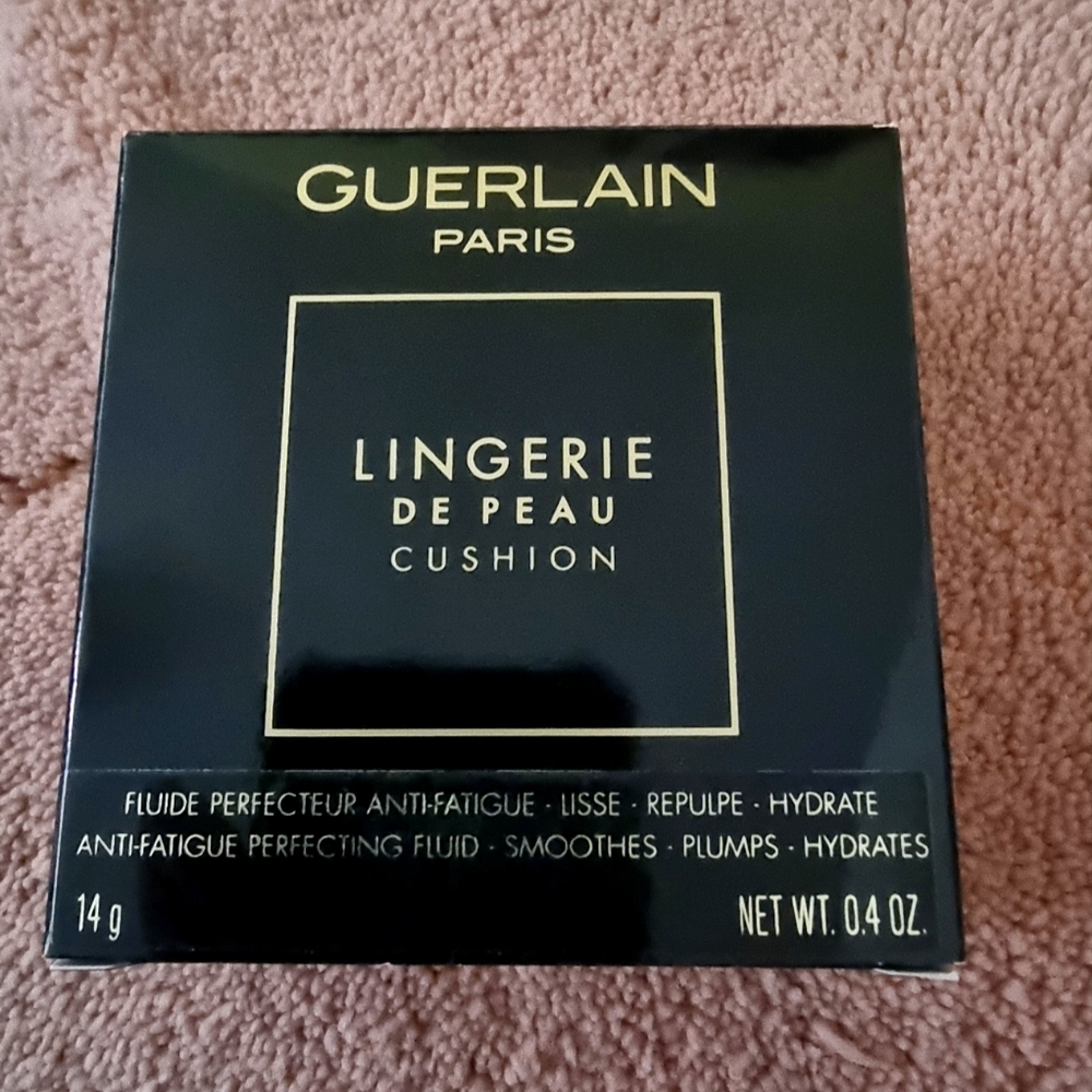 NEW Guerlain Lingerie de Peau Cushion Foundation 02N Clair/Light